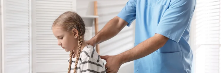 Grand Rapids MI Chiropractors May Help Scoliosis